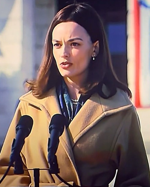 Ella McCay 2025 Emma Mackey Brown Coat Ella McCay 2025 Emma Mackey Brown Coat