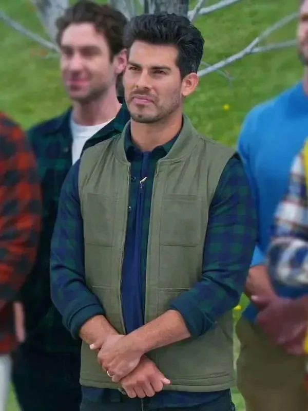 Finding Mr. Christmas Angel Garet Green Vest Finding Mr. Christmas Angel Garet Green Vest