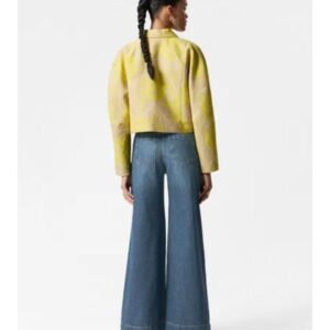 Twelve Dates Til Christmas S01 Zephani Idoko Yellow Jacket